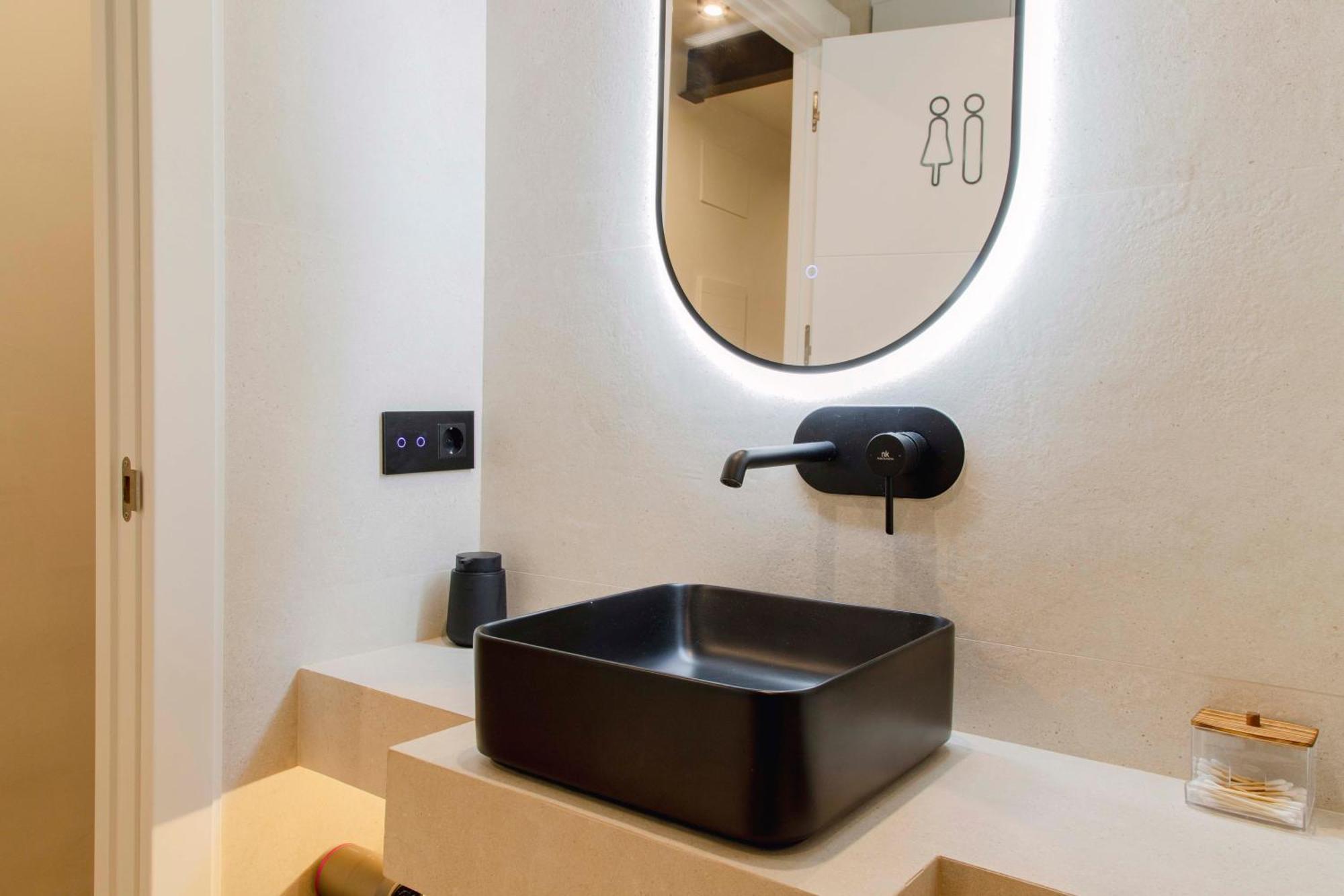 Apartamento Acogedor Frente A Mercat Central Valencia Bagian luar foto