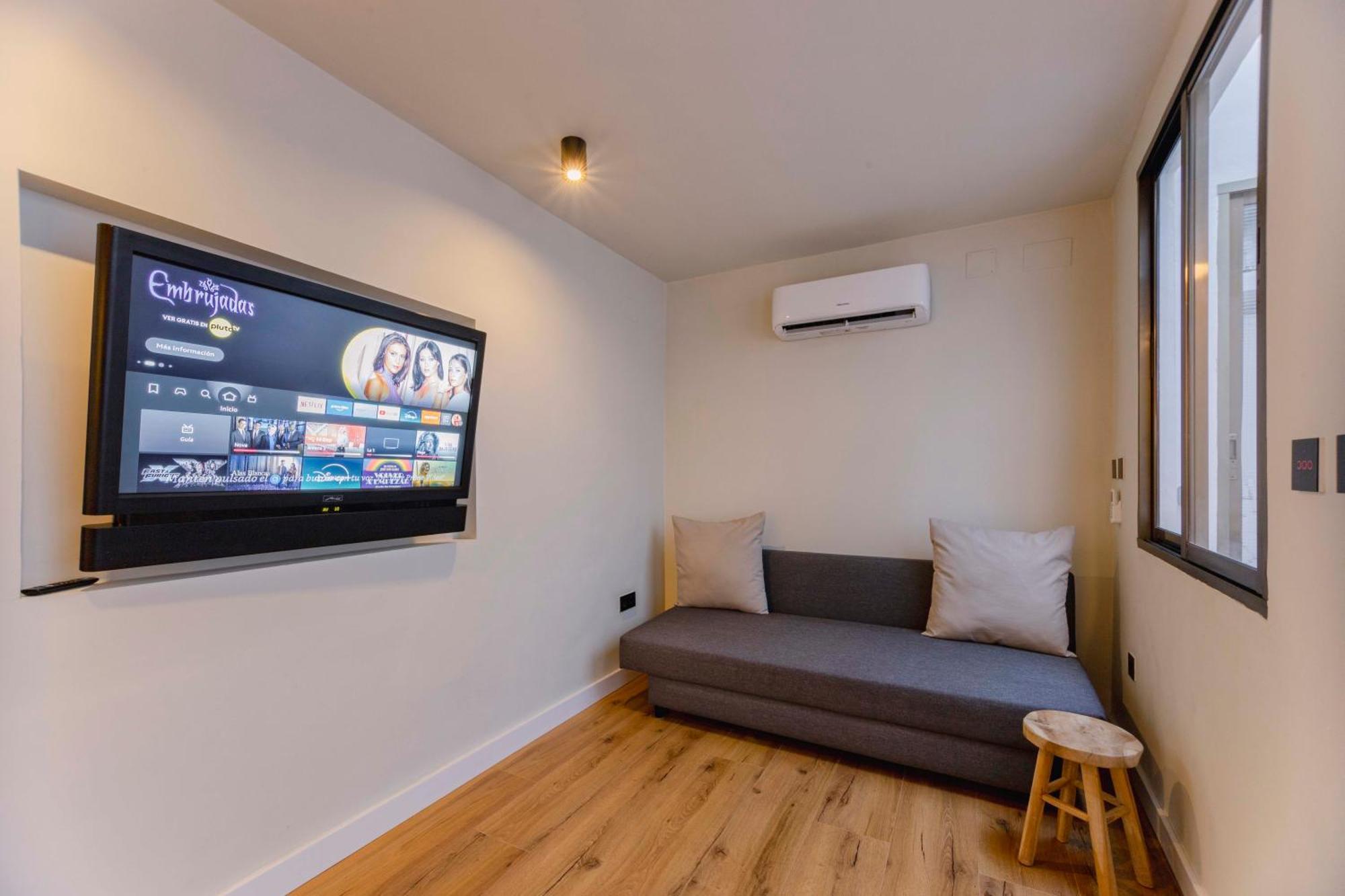 Apartamento Acogedor Frente A Mercat Central Valencia Bagian luar foto